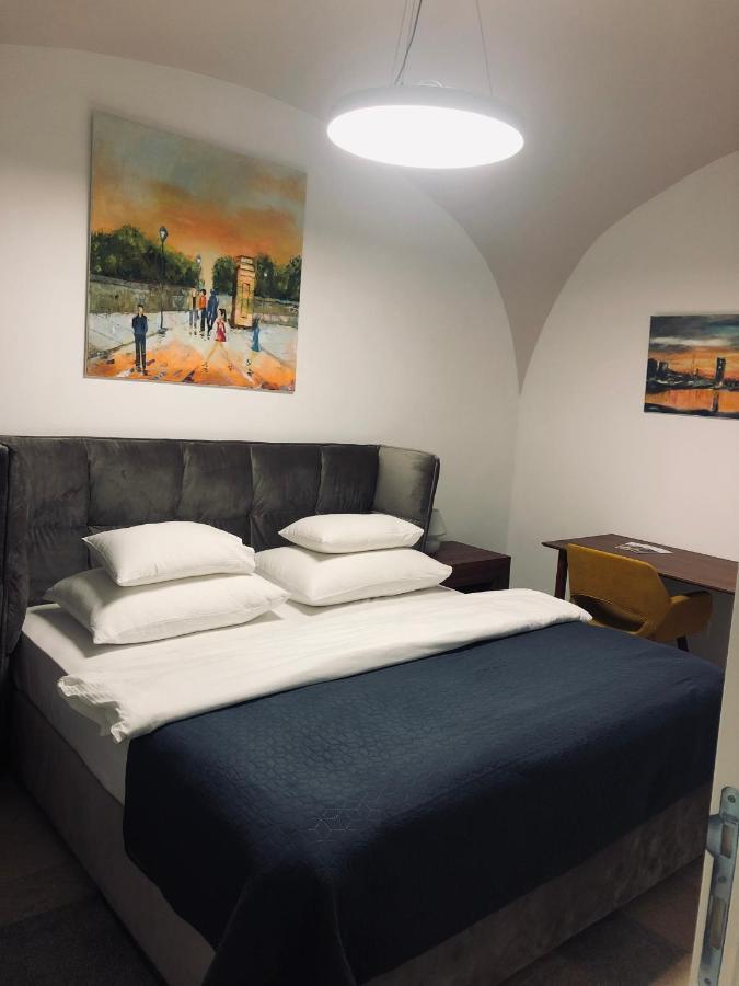 Apartman Boutique Tvrda Osijek Exterior foto